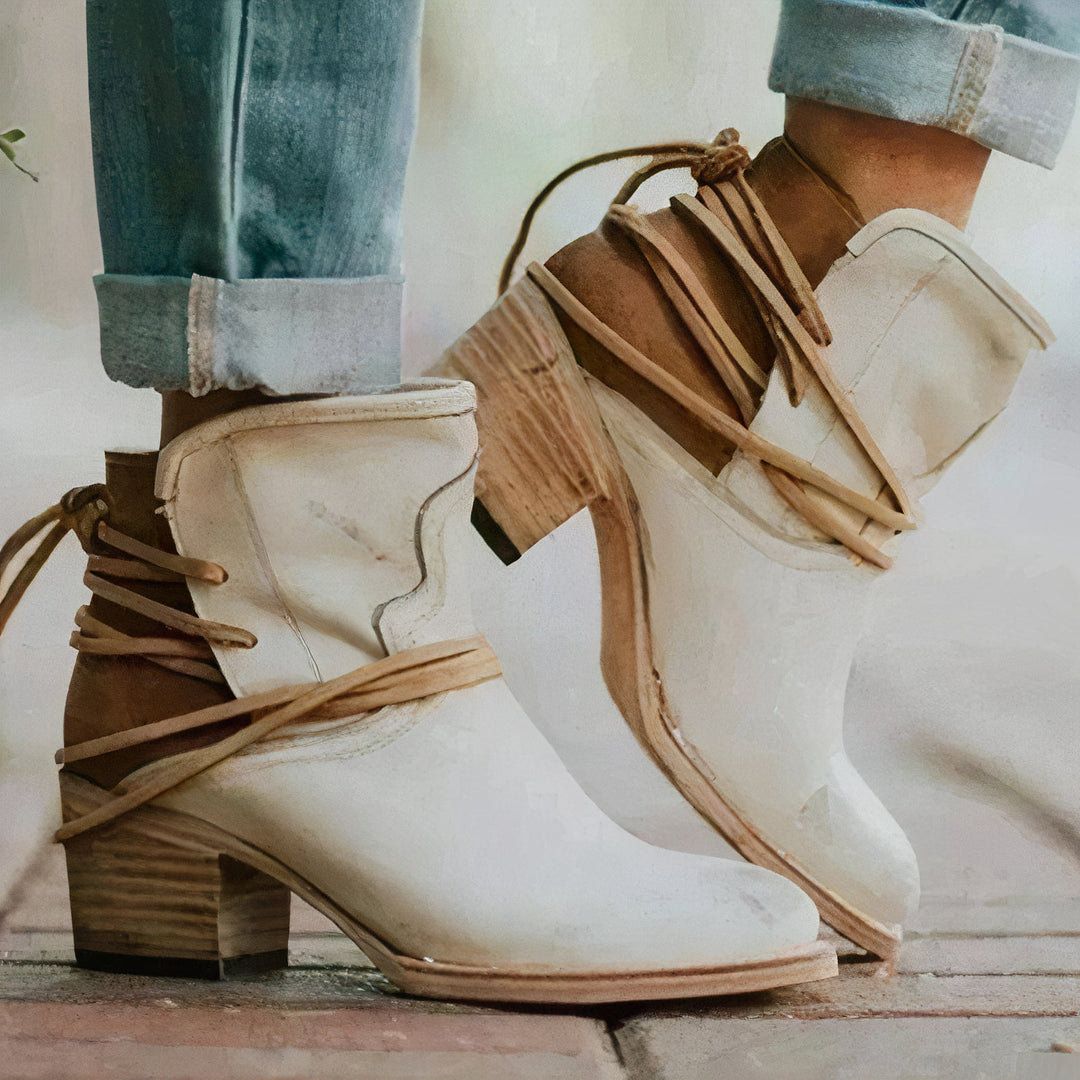 Dames enkellaarsjes – Leather – Western Style – Block Heel – Wrapped Lacing Detail